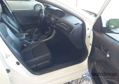 2016 Honda Accord Sport z USA, uszkodzony, nr VIN 1HGCR2F53GA188620